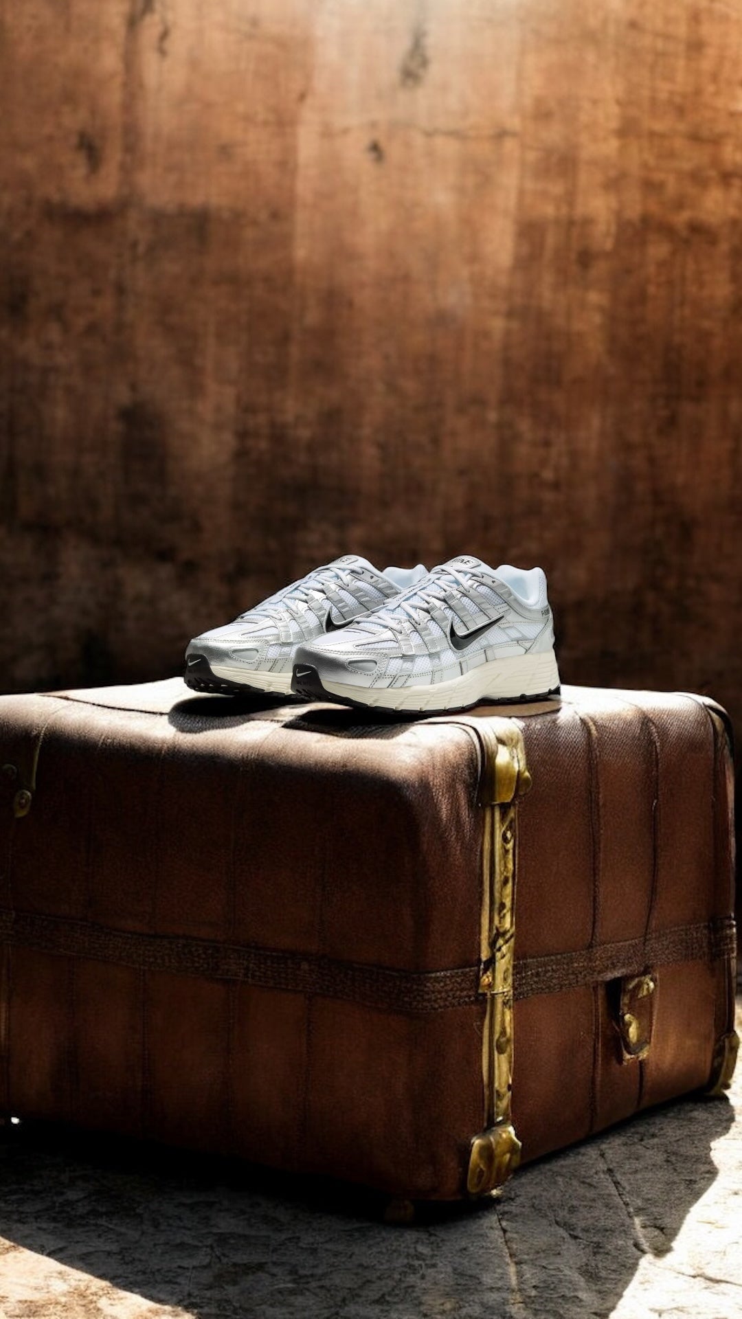 MENS NIKE P-6000 SILVER