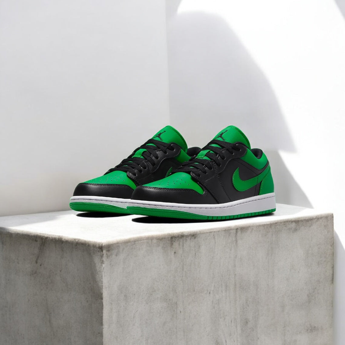 Jordan 1 Low Lucky Green