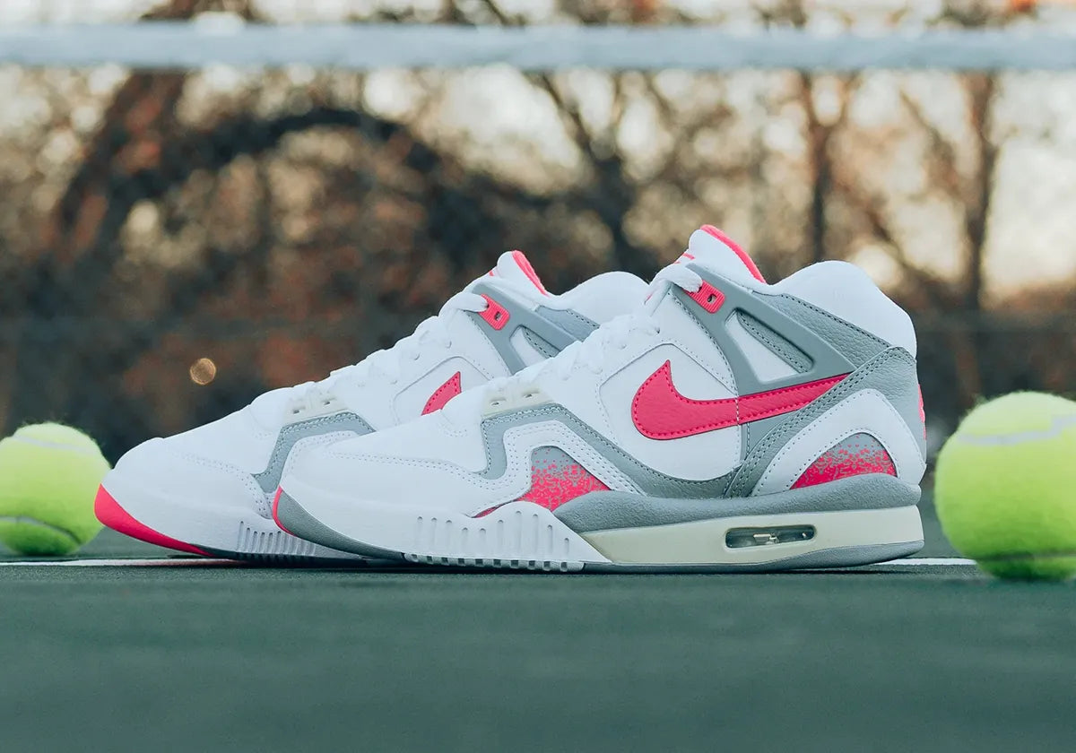 NIKE AIR TECH CHALLENGE II QS