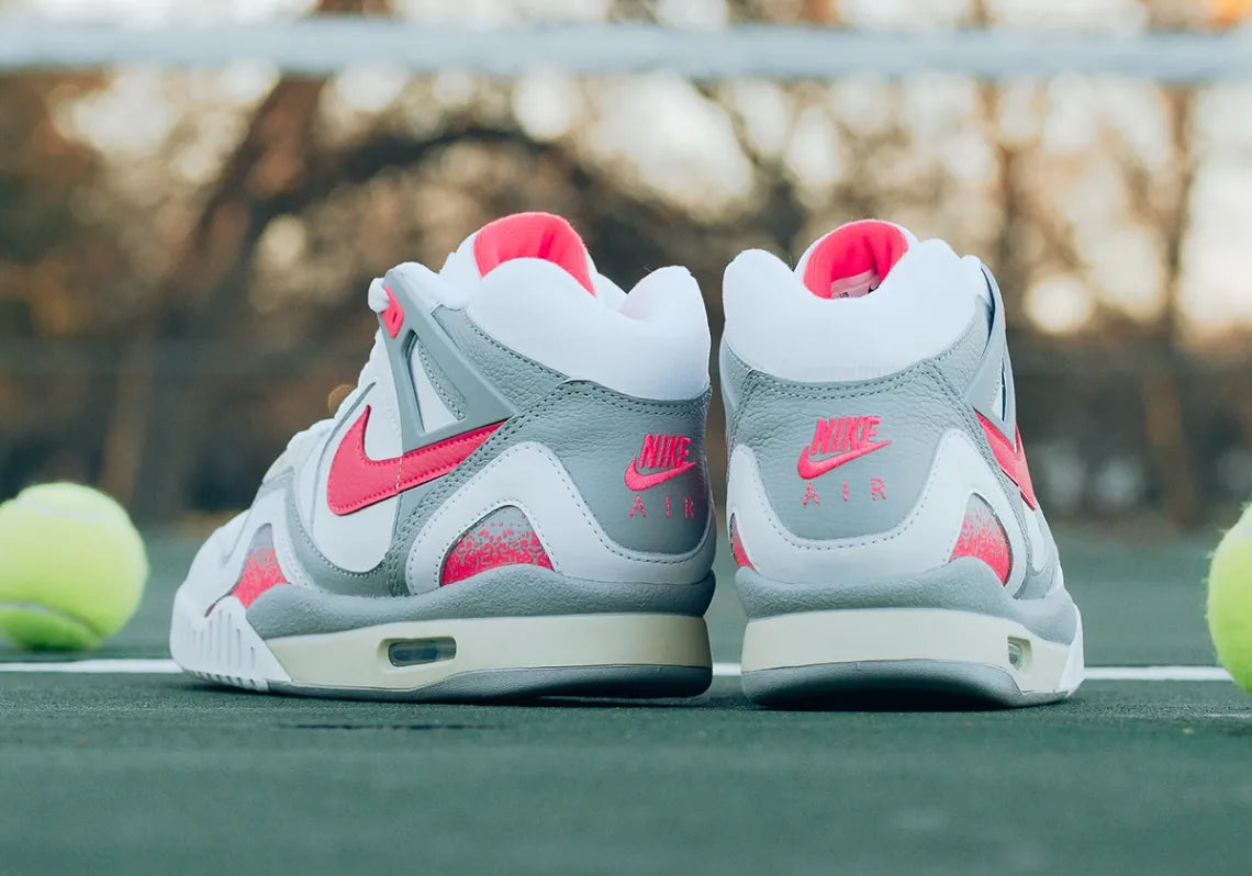 NIKE AIR TECH CHALLENGE II QS