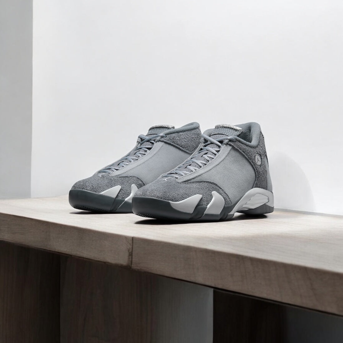 Jordan 14 Retro Gris Flint