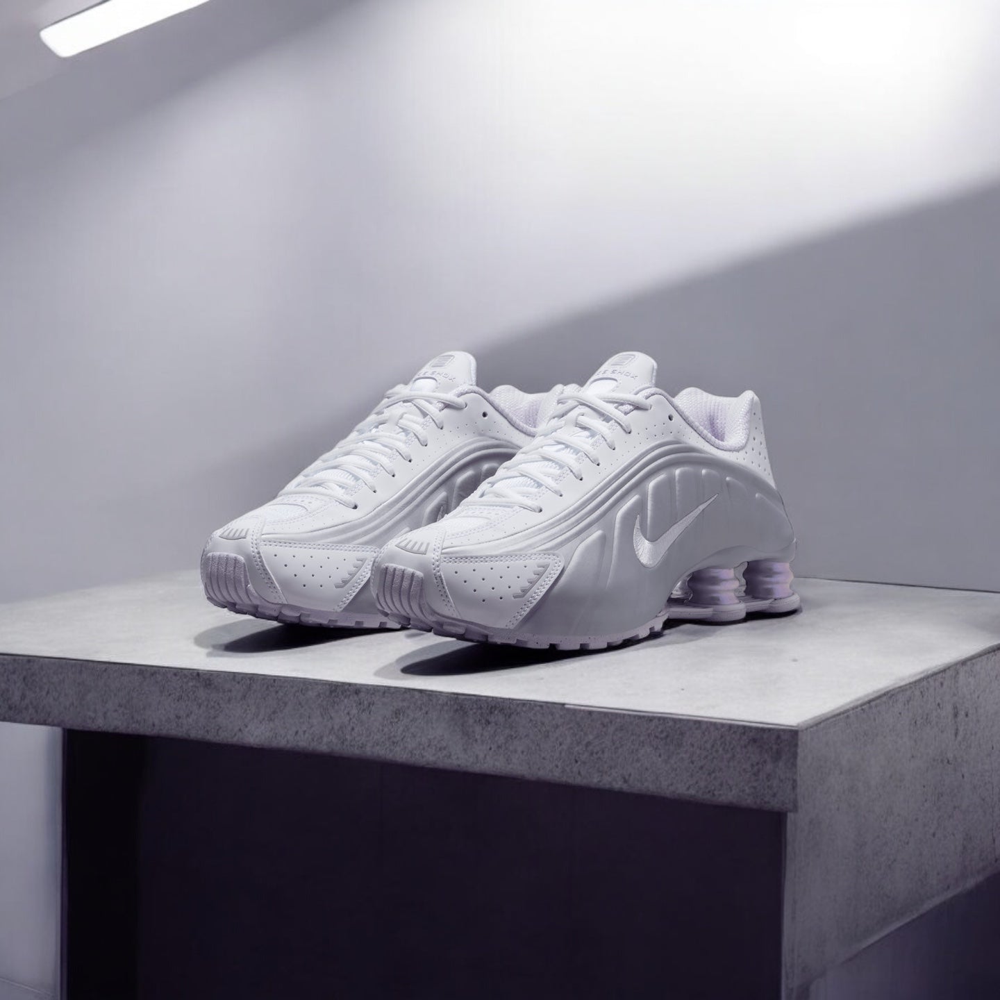 Nike Shox R4 White Metallic Platinum Barely Grape (Women's)