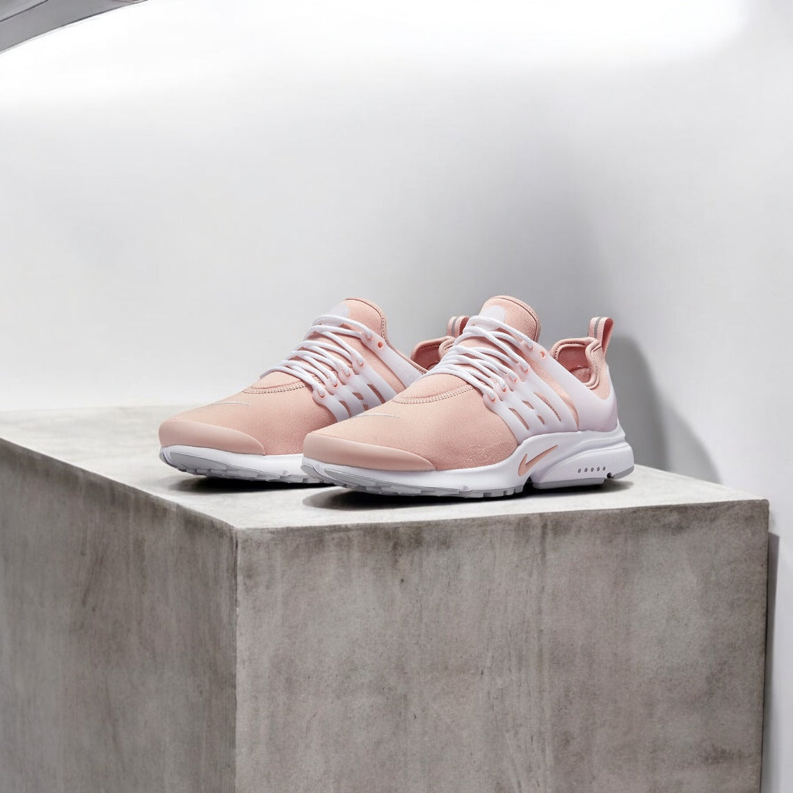 Nike Presto Pink Oxford (Women's)