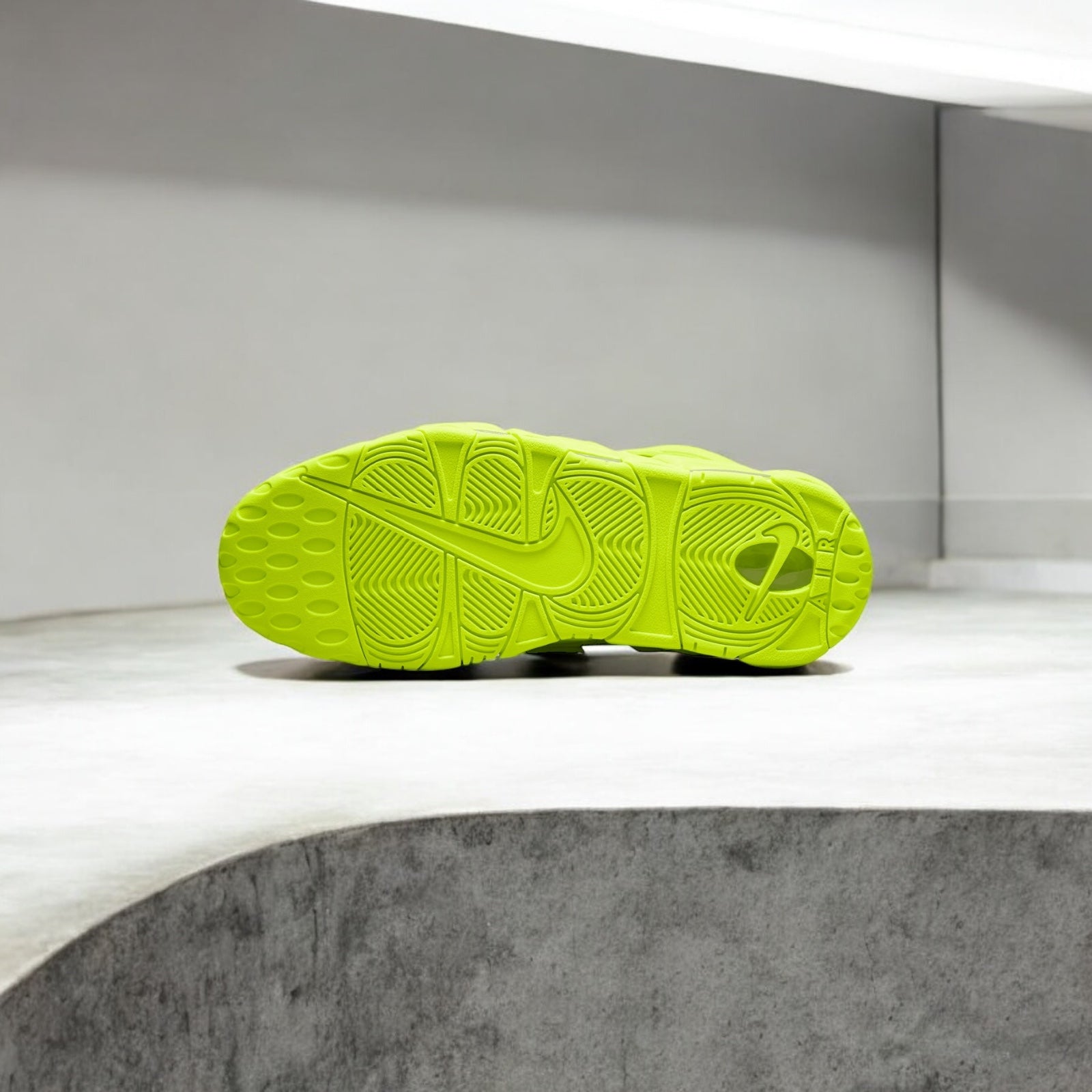 Nike Air More Uptempo 96 Volt