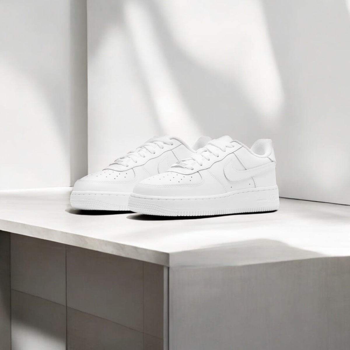 Nike Air Force 1 Low LE Triple Blanc (GS)