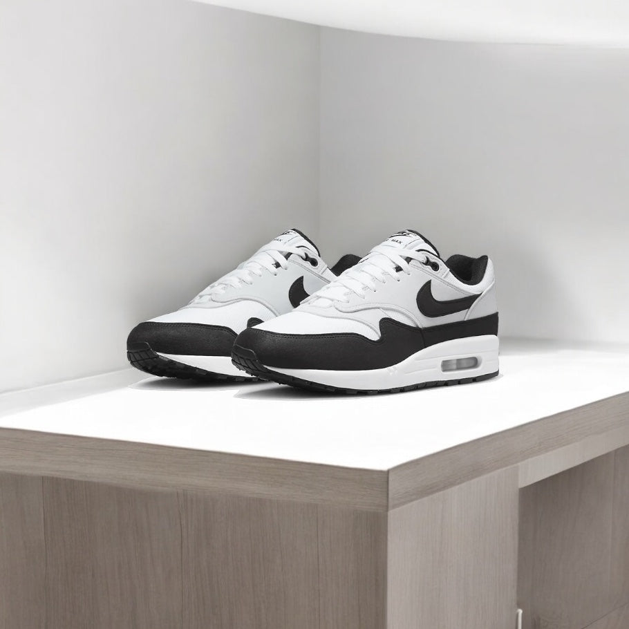 Nike Air Max 1 White Black