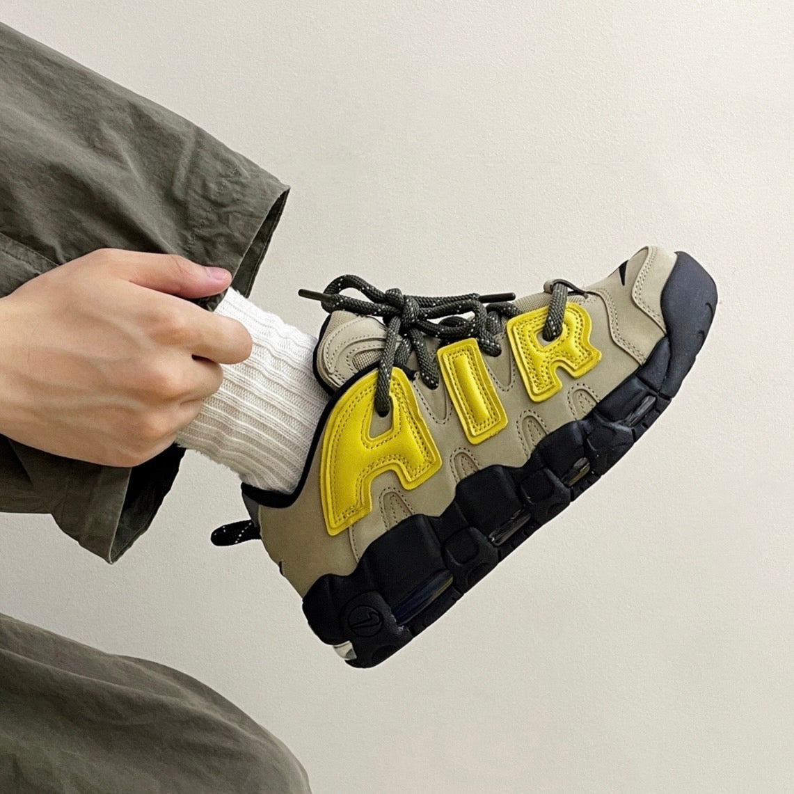 Nike Air More Uptempo Low AMBUSH Vivid Sulfur Limestone