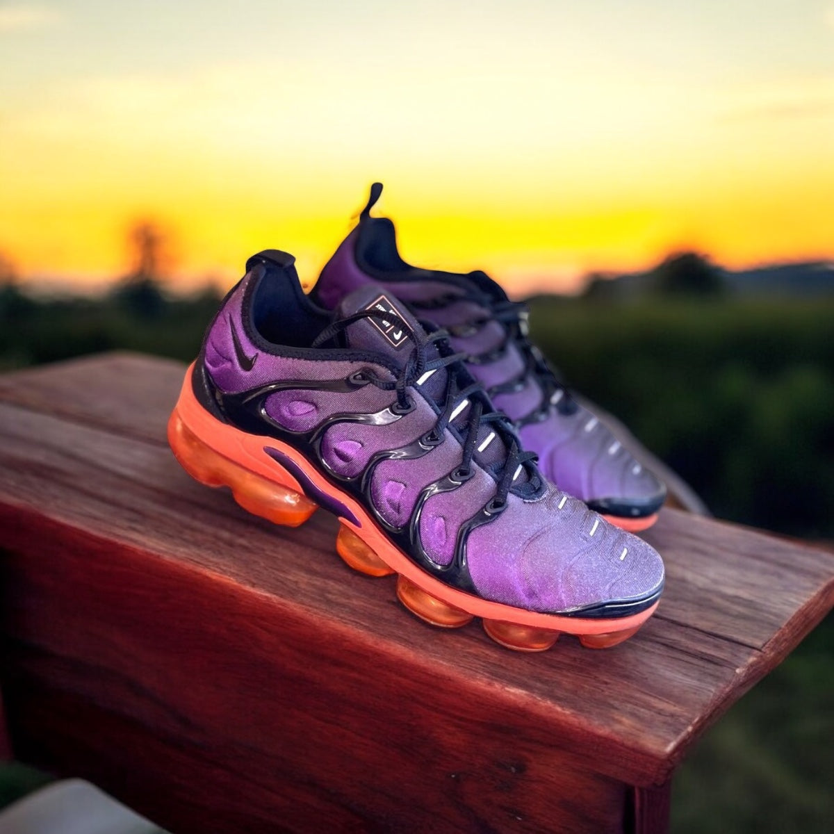 Nike Air VaporMax Plus Voltage Purple Cosmic Clay