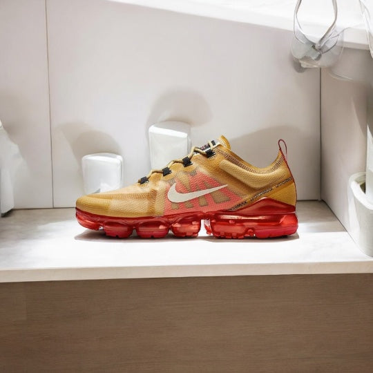 Nike Air VaporMax 2019 Club Gold Ember Glow