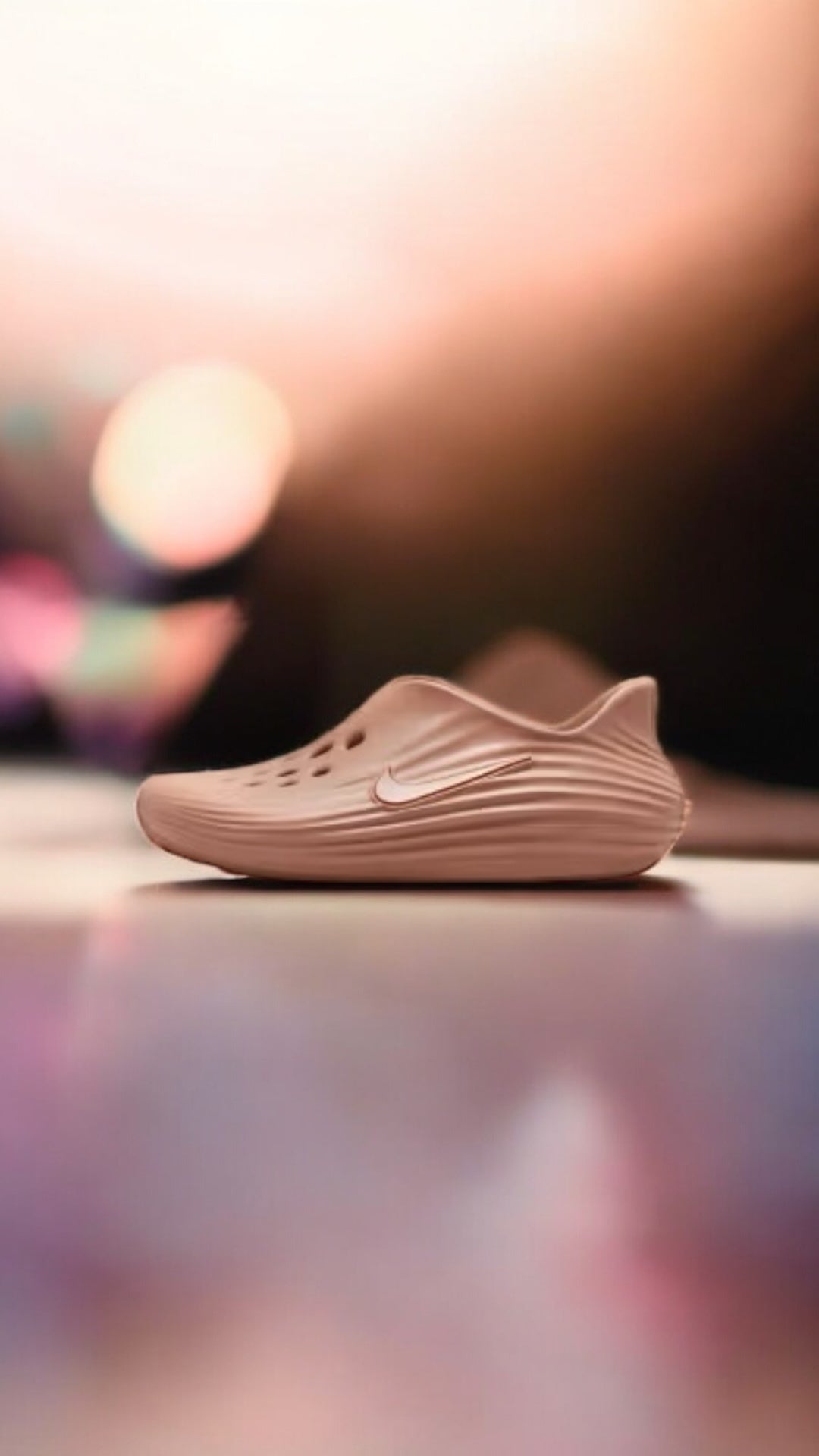NIKE WMNS REACTX REJUVEN8 (ROSE GOLD/ROSE GOLD)