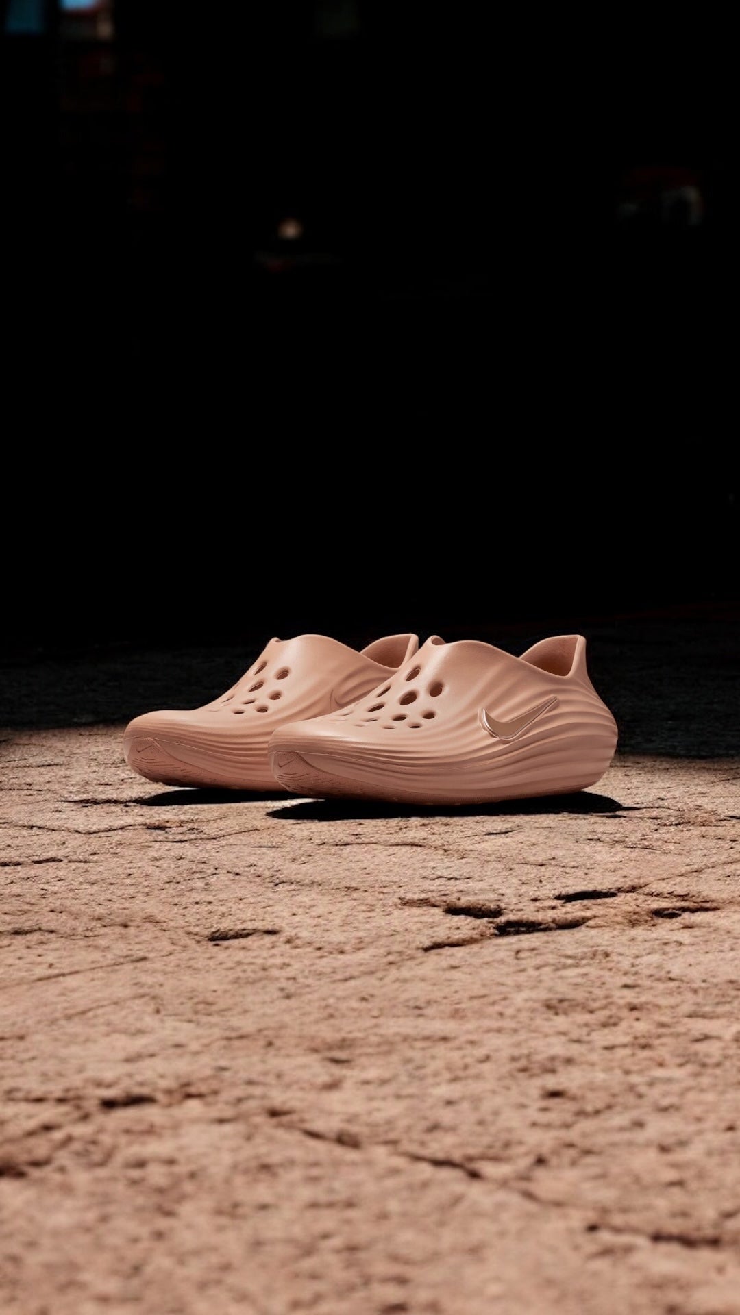 NIKE WMNS REACTX REJUVEN8 (ROSE GOLD/ROSE GOLD)