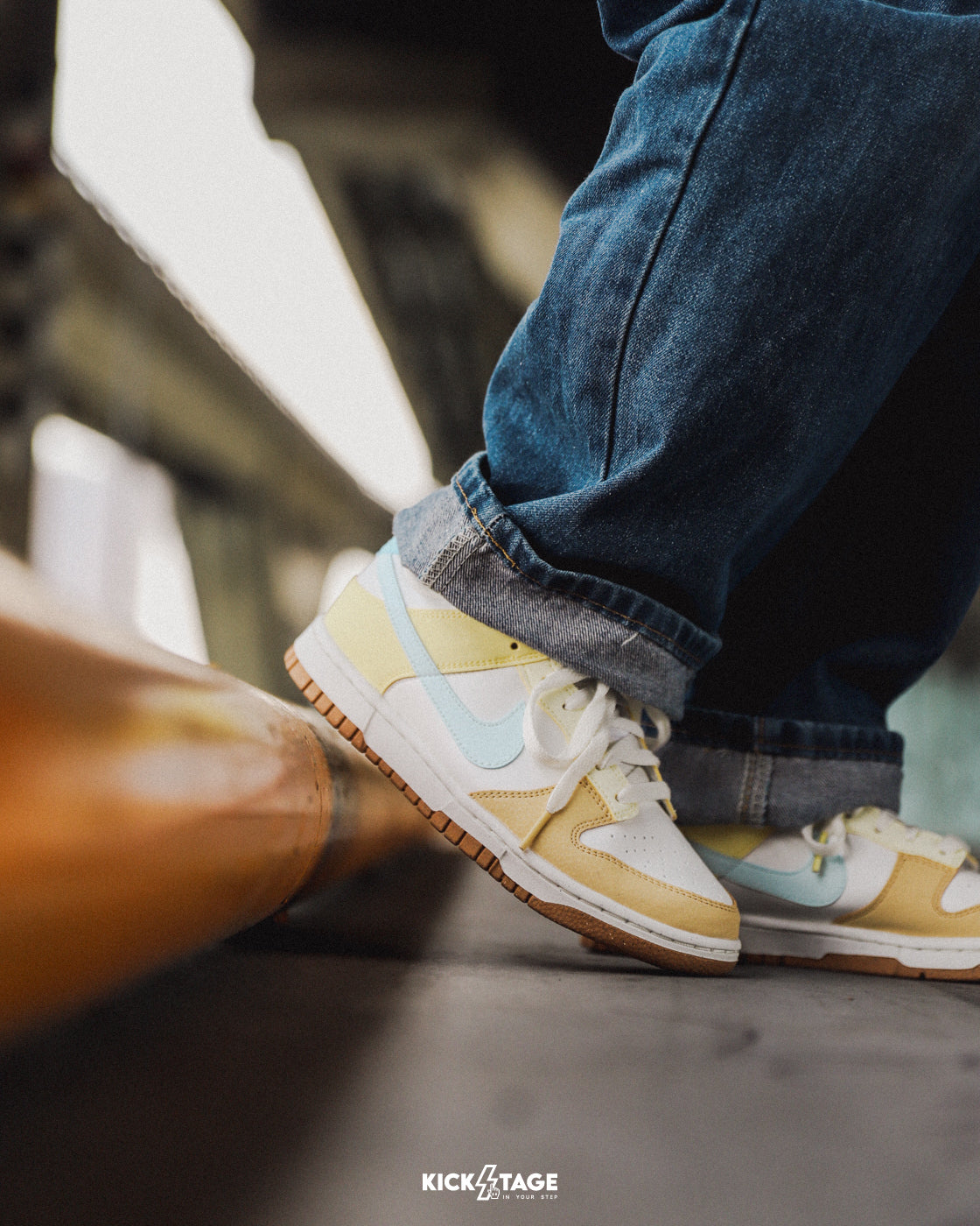 NIKE DUNK LOW WMN prochaine nature douce