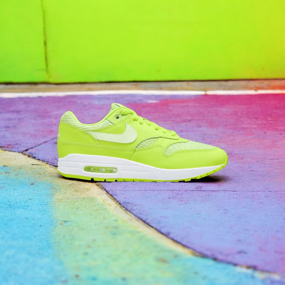 NIKE AIR MAX 1 PREMIUM VOLT