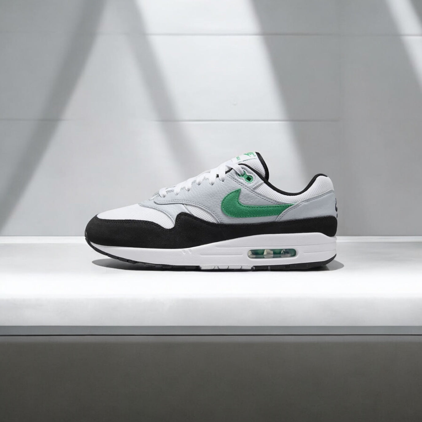 NIKE AIR MAX 1 STADIUM GREEN