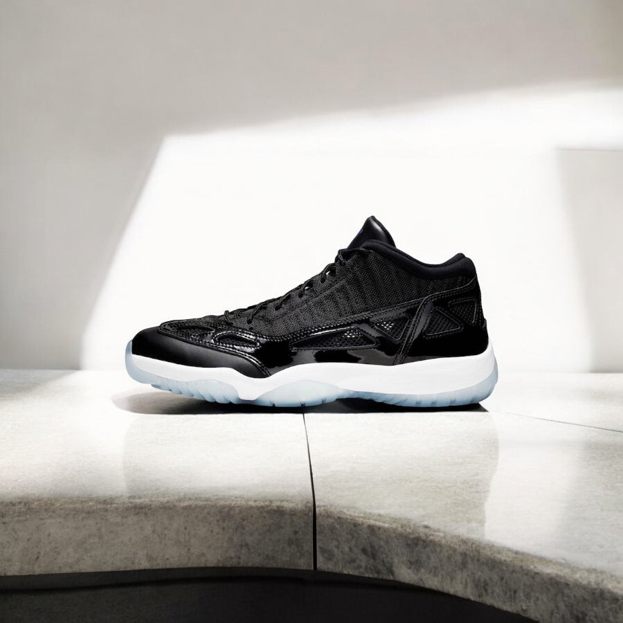 JORDAN RÉTRO 11 IE SPACE JAM