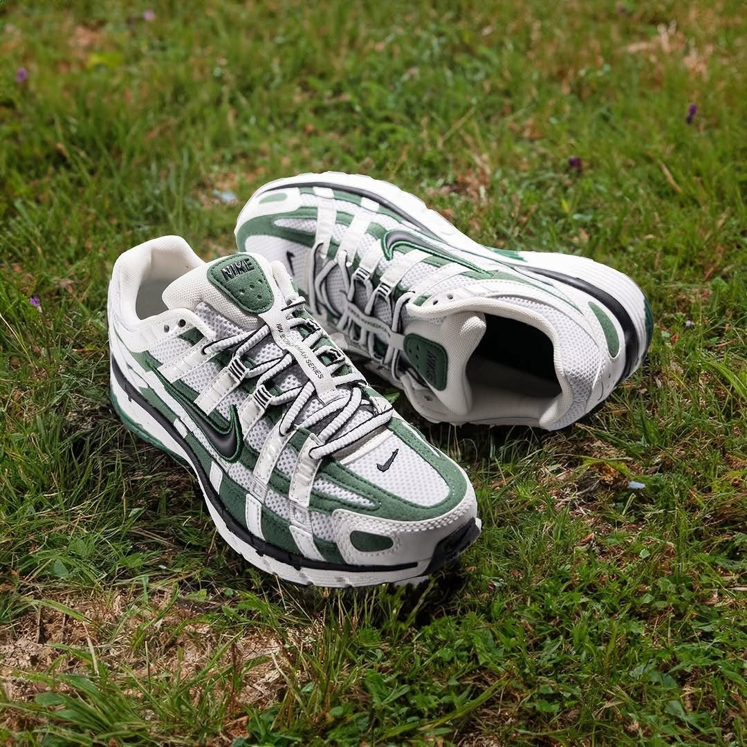 NIKE P-6000 SUMMIT WHITE / GREEN