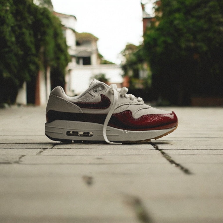 NIKE AIR MAX 1 FEMME LX ÉQUIPE ROUGE