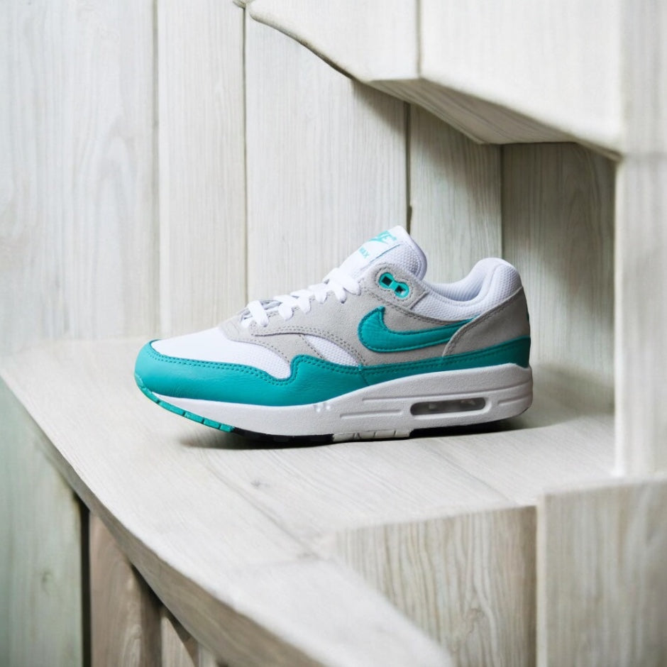 NIKE AIR MAX 1 CLEAR JADE