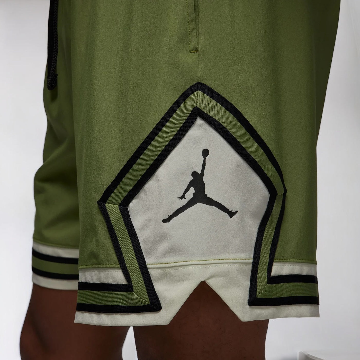 Air Jordan DRI-FIT WOVEN DIAMOND SHORTS "SKY J LT OLIVE"