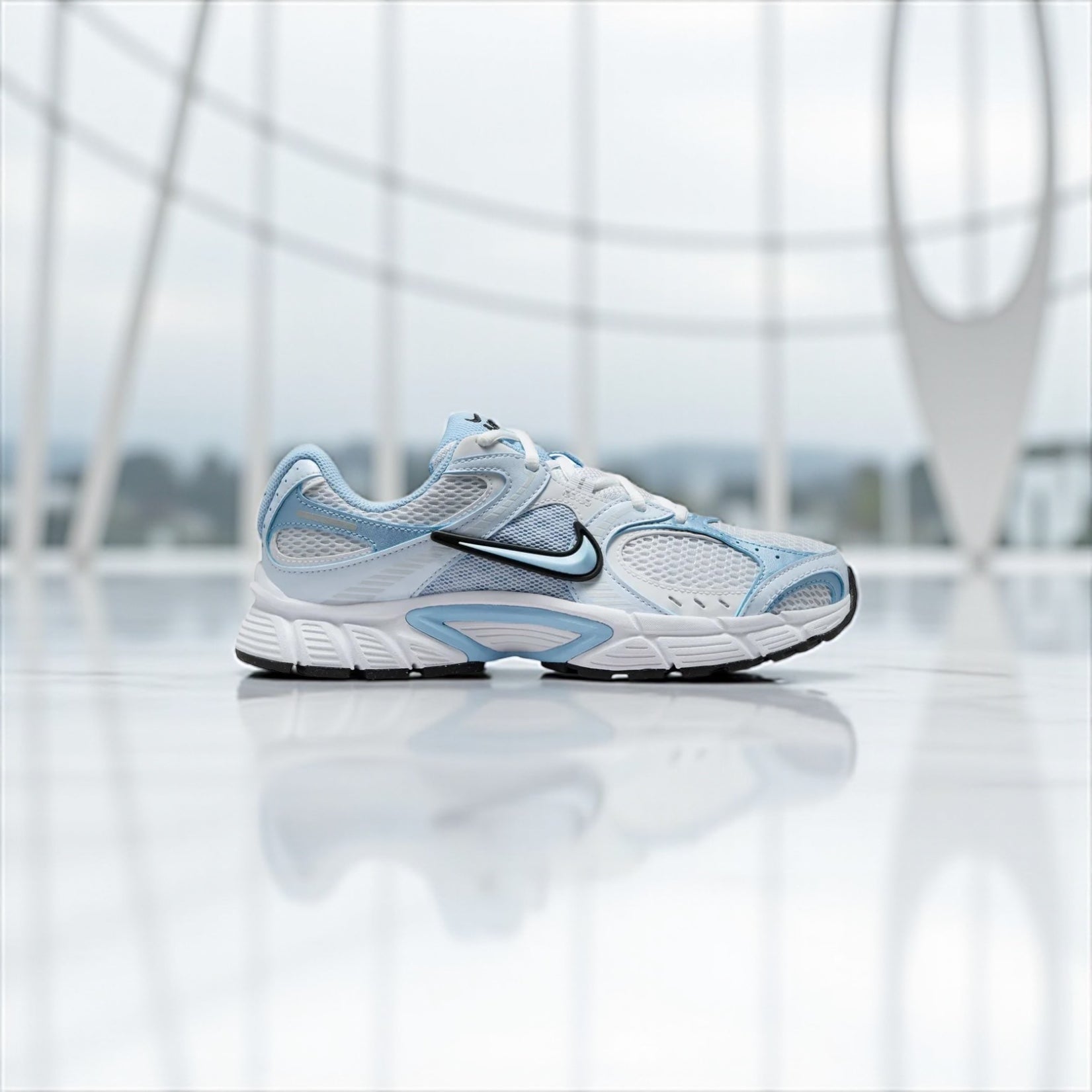 NIKE V5 RNR WMN ICY BLUE