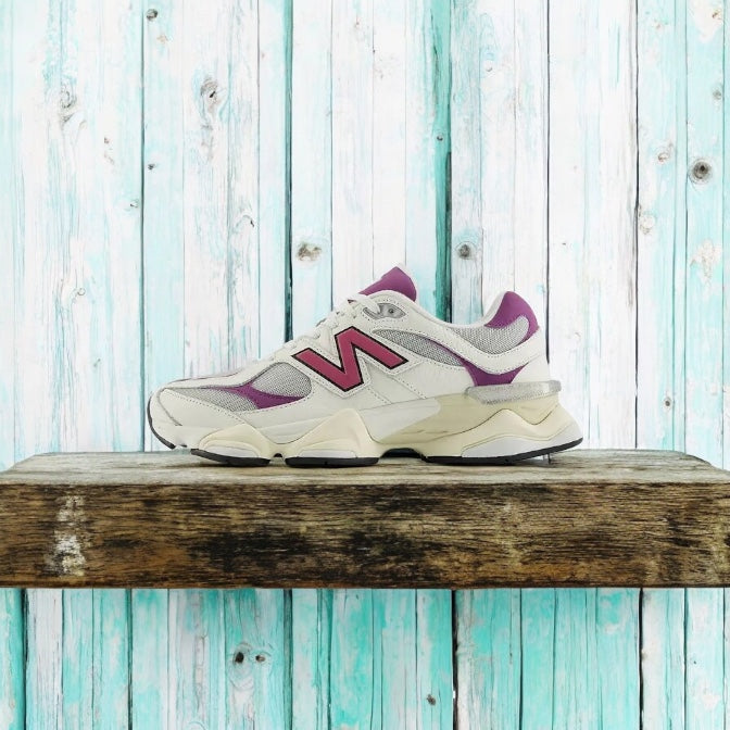 NEW BALANCE 9060 MAGENTA