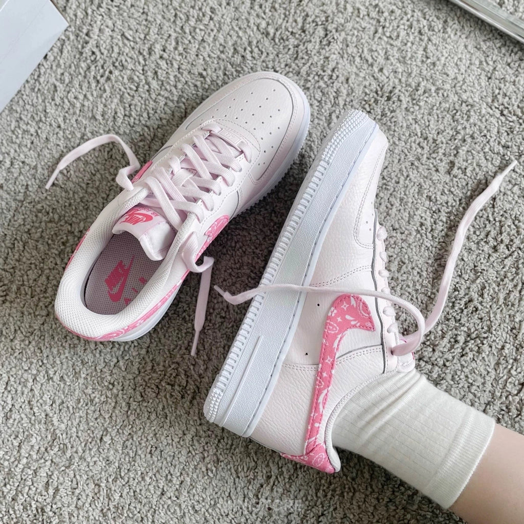 NIKE AIR FORCE 1 '07 "PAISLEY PINK" WOMEN