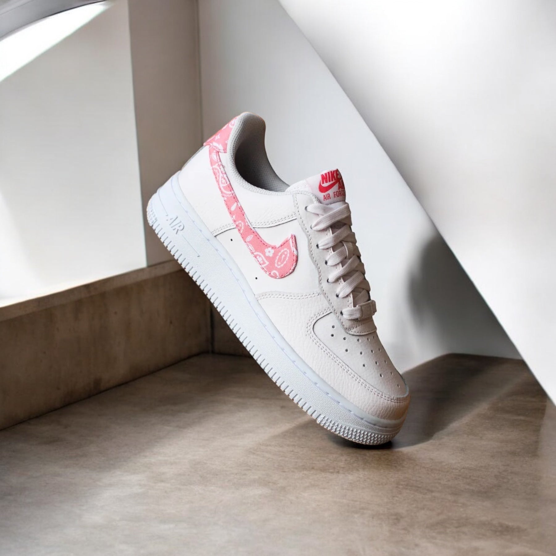 NIKE AIR FORCE 1 '07 "PAISLEY PINK" WOMEN