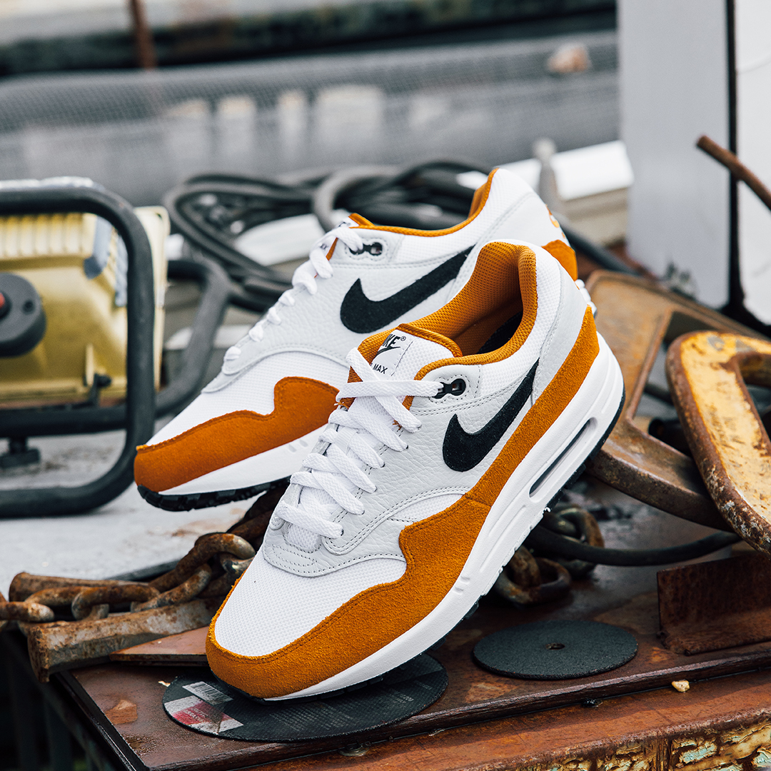 Nike Air Max 1 Monarch